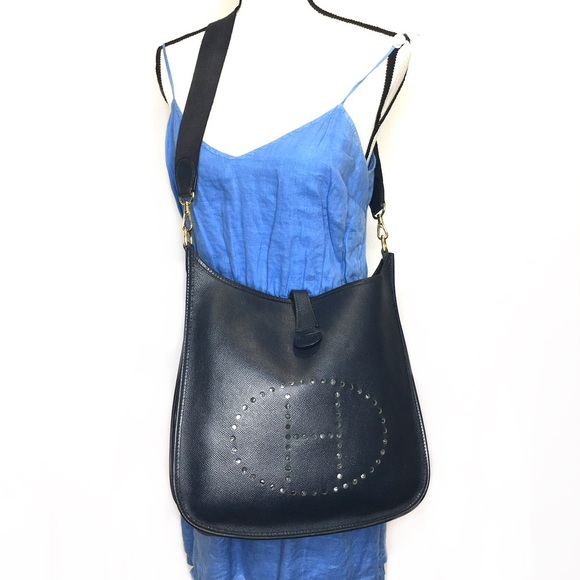 Authentic HERMES Evelyne GM crossbody bag Indigo navy leather - Picture 2 of 16